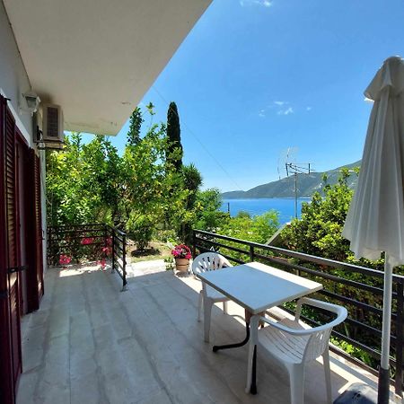 Appartement Delfini Bay Retreat à Vasiliki Extérieur photo